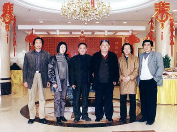 中國美協(xié)展覽部主任胡寶利先生、山東藝術(shù)學(xué)院張志民院長(zhǎng)、山東畫院劉寶純?cè)洪L(zhǎng)、濟(jì)南畫院杜華院長(zhǎng)、知名國畫家潘新生與傅紹相總經(jīng)理